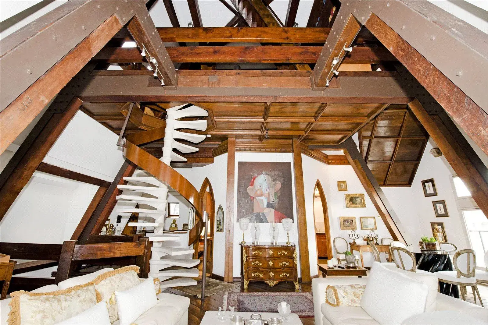 Whitehall Court Penthouse in Westminster